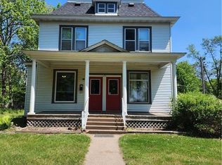 1120 7th St E, Menomonie, WI 54751