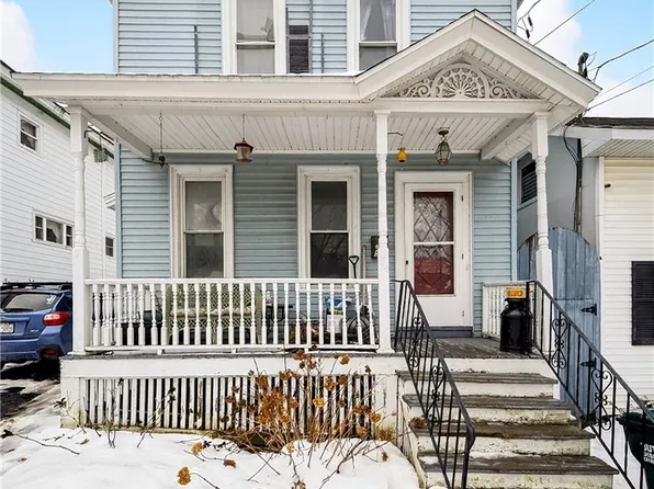 94 E 5th St, Oswego, NY 13126