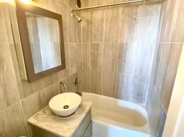 3131 Grand Concourse image 17 of 33