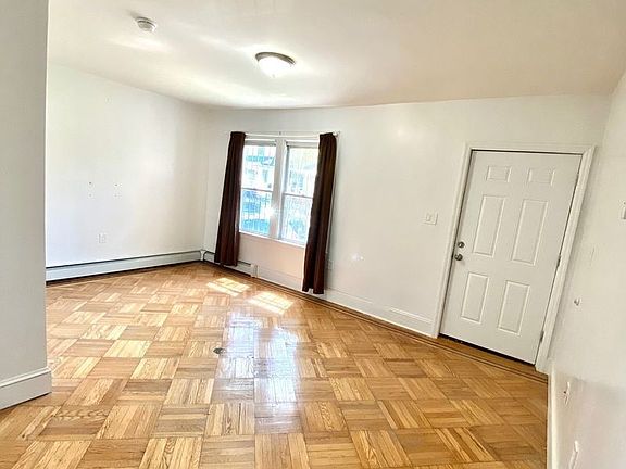 3rd image of 90-13 181st St #1