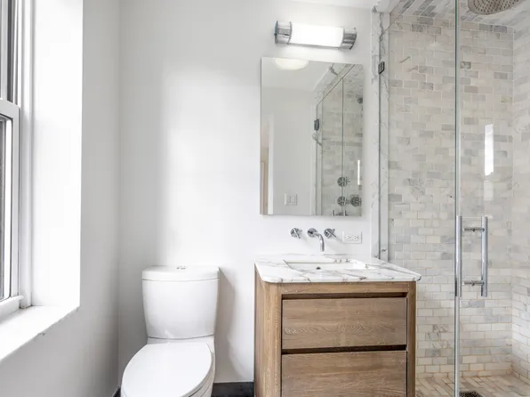 433 East 51st Street image 7 of 19