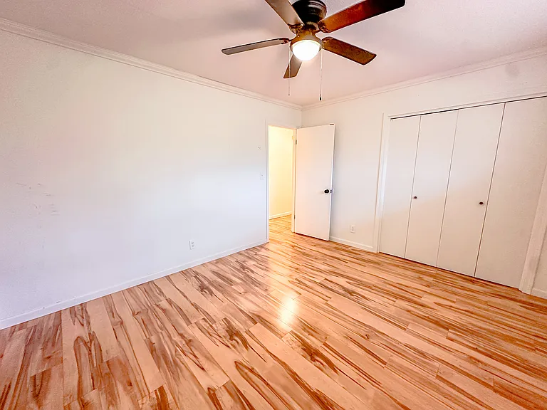 323 Forrest Glen Rd — Photo 15