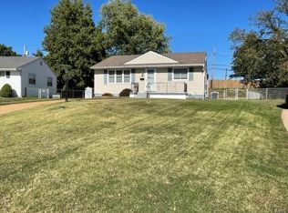 4327 Maroon Ct, Saint Louis, MO