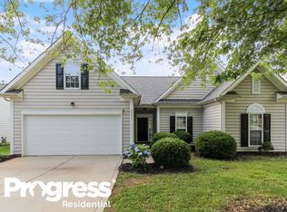 6933 Lowen Rd, Charlotte, NC 28269