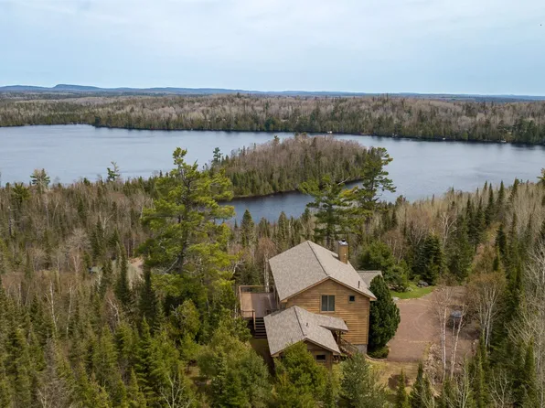 16 Osprey Trl, Lutsen, MN 55612
