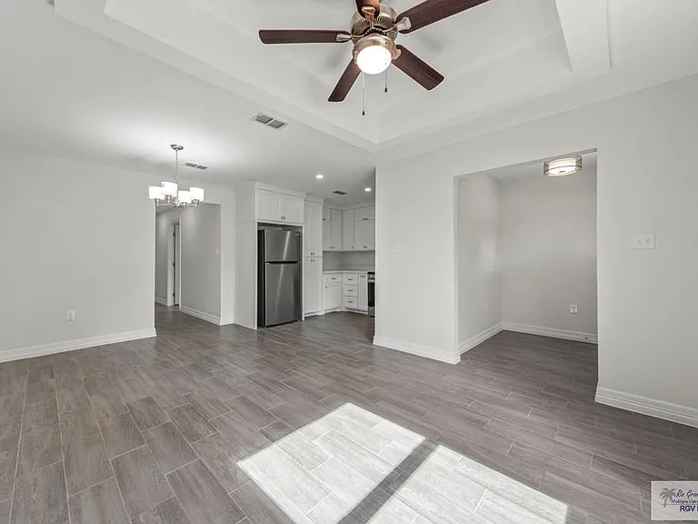 835 E Taylor St #B — Photo 4