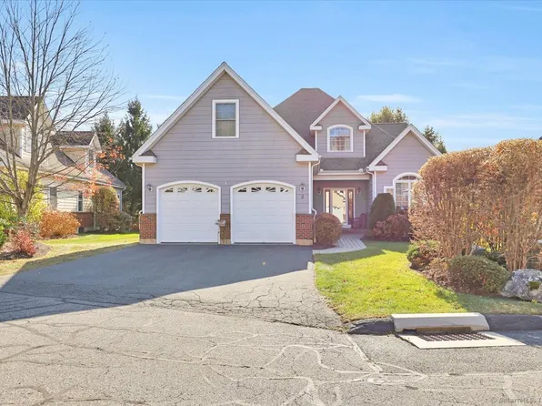 2 Curran Circle #2, Bloomfield, CT 06002