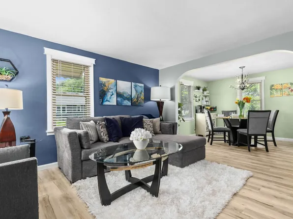 302 E Wilson Ave, Appleton, WI 54915