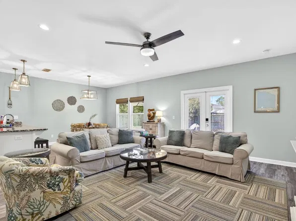 319 Oleander Dr #Id1697148p, Panama City Beach, FL 32413