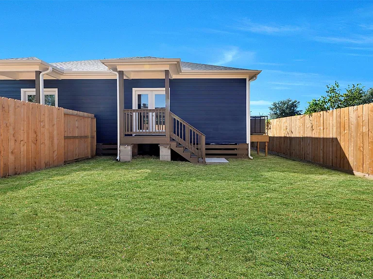 4837 Paula St #A — Photo 23