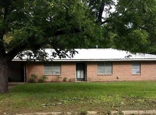 510 3rd St NW, Paris, TX 75460