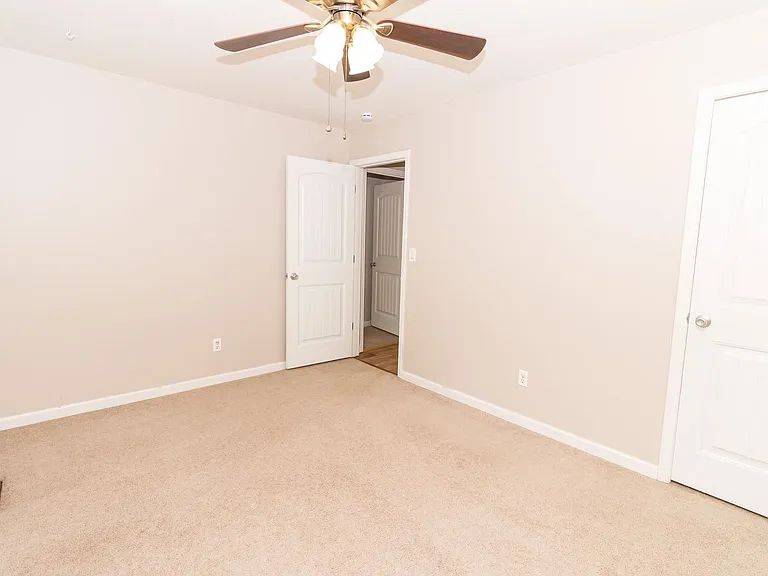 9134 Westminister Circle Dr — Photo 10