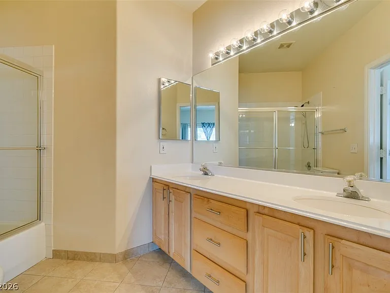 9620 Sedona Hills Ct — Photo 38
