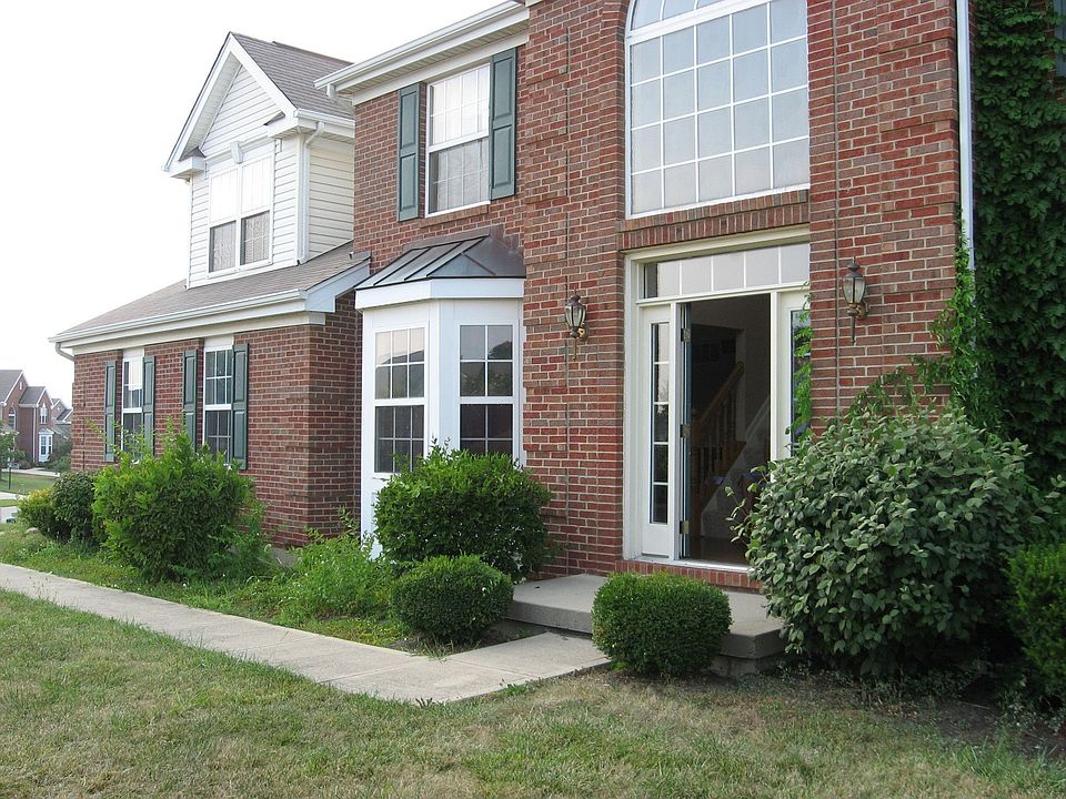 1st image of 401 Tillotson Pl