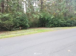 562 Pointes Dr W, Shelton, WA