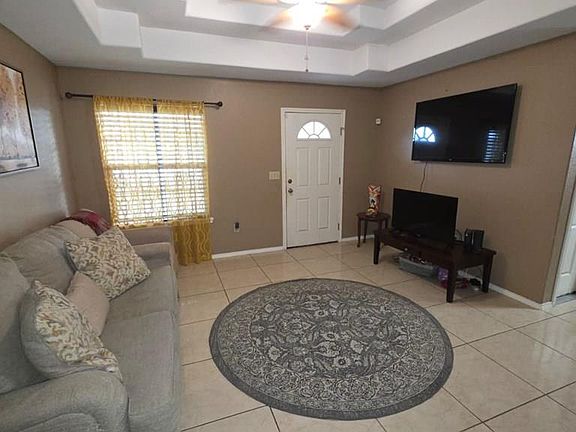 2nd image of 2756 Glynwood Dr