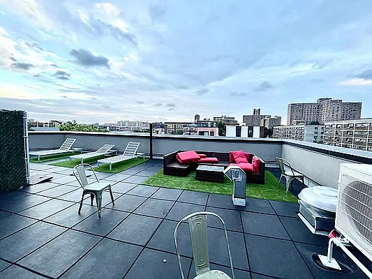 Rented by Nooklyn NYC LLC | media 1