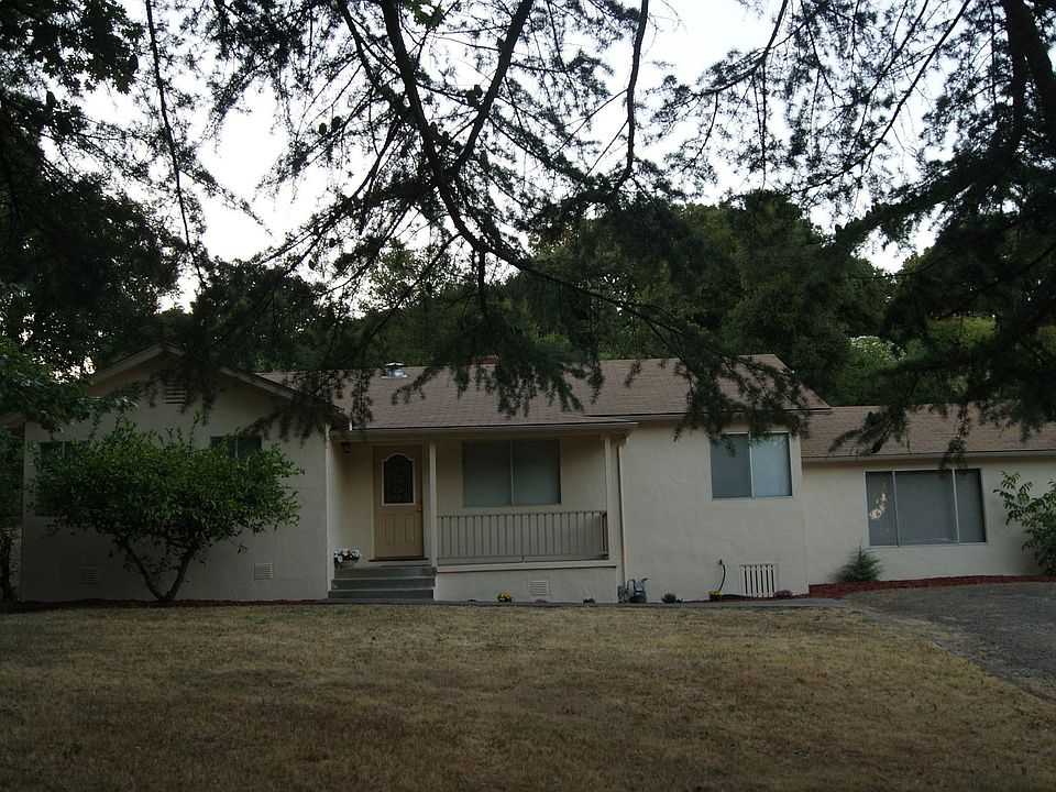 2nd image of 34 Cuesta Way