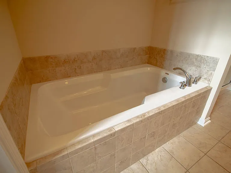 127 Ventura Pl — Photo 27