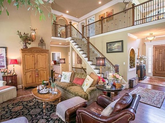 4th image of 5970 Flowering Woods Dr