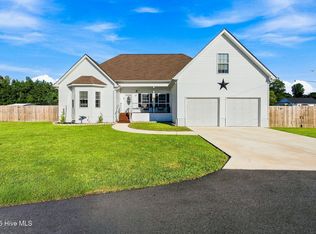 14 Bless Ave, Bolton, NC 28423