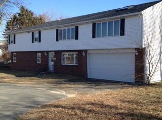 64 Halstead St, Saugus, MA 01906