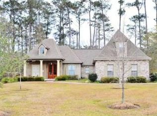 223 Rue Mon Jardin, Madisonville, LA 70447
