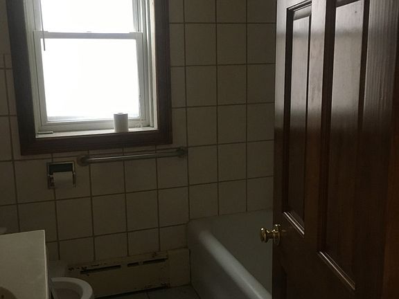 5th image of 2755 S Kildare Ave