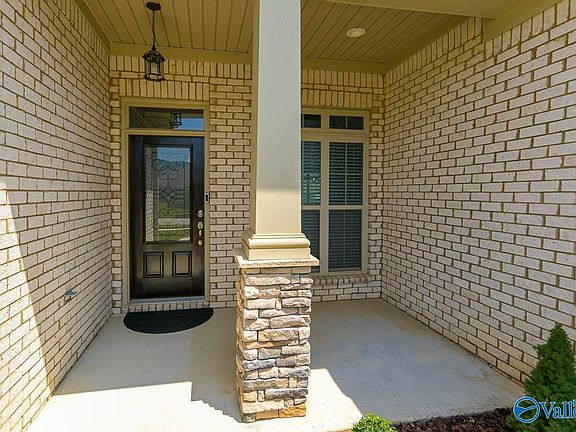 2nd image of 7613 Summerdawn Dr SE