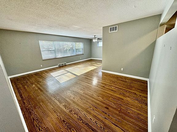 3rd image of 7269 Delmar Blvd APT 1W
