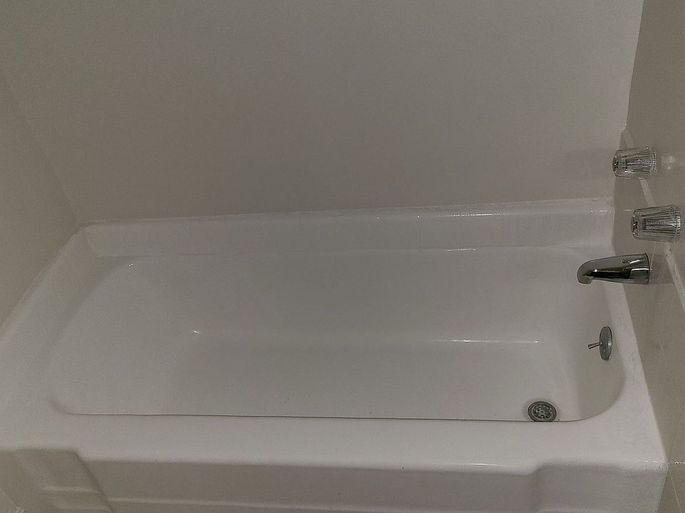 1st image of 25925 Viana Ave #329