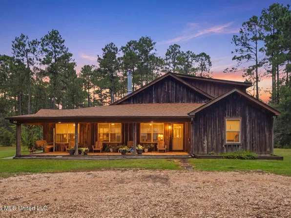 463 Jess Williams Rd, Poplarville, MS 39470