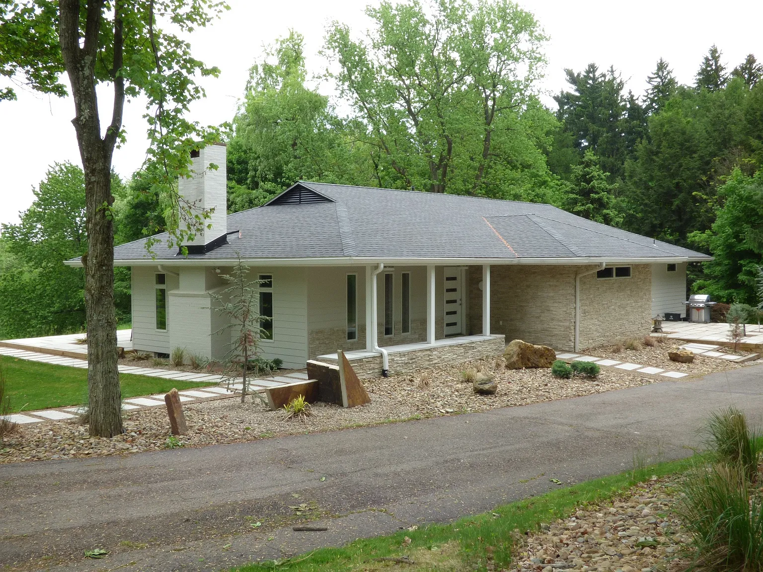 823 Old Thorn Run Rd photo 1