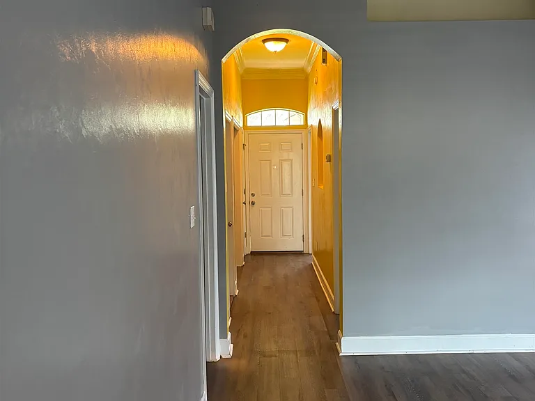 5261 Montejo Dr — Photo 5