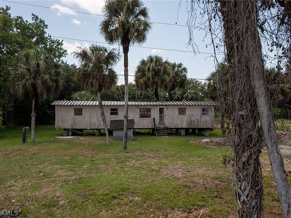 1st image of 2489 Case Ln