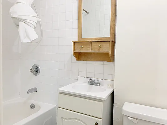 Rented by Compass | media 18