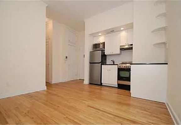 5th image of 477 Central Park W APT 1D