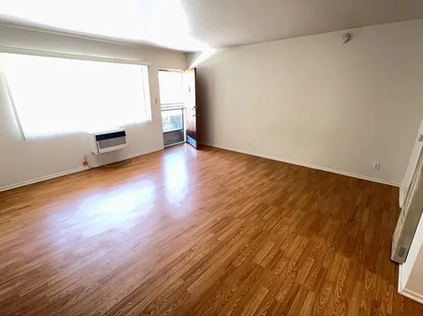 116 N Craig Ave APT 5, Pasadena, CA 91107