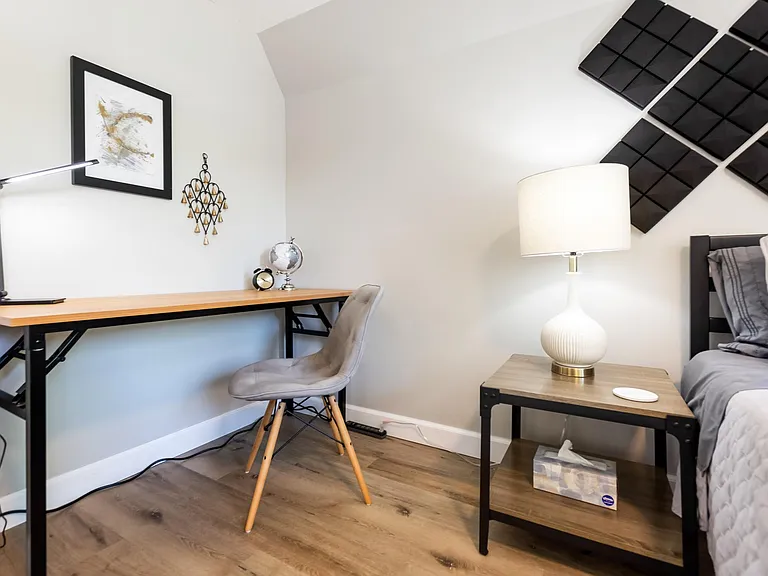 278 Euclid St #2 — Photo 7