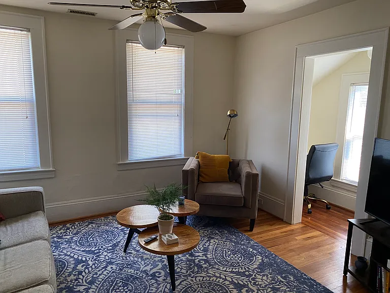 607 A S Hawthorne Rd #2 — Photo 12