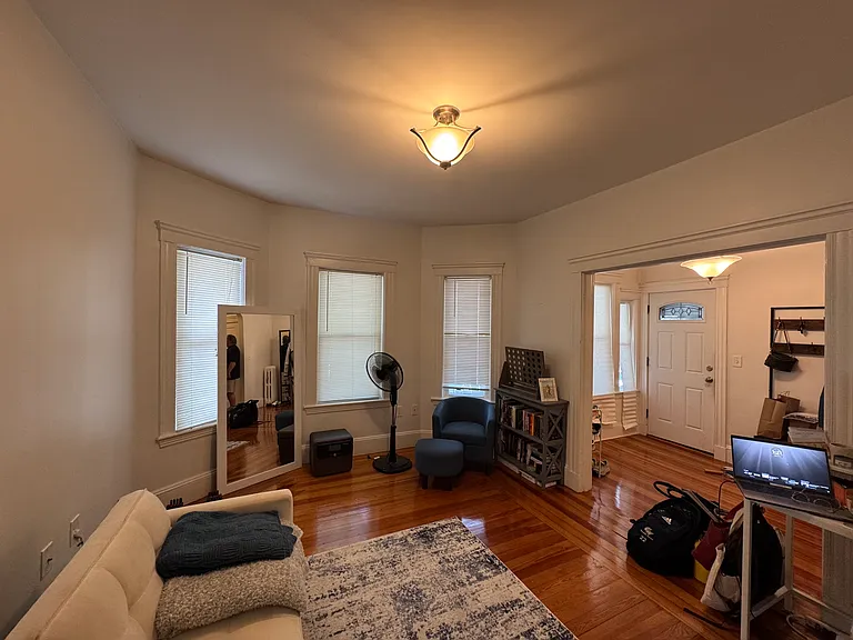 80 Bristol Rd #1L — Photo 2