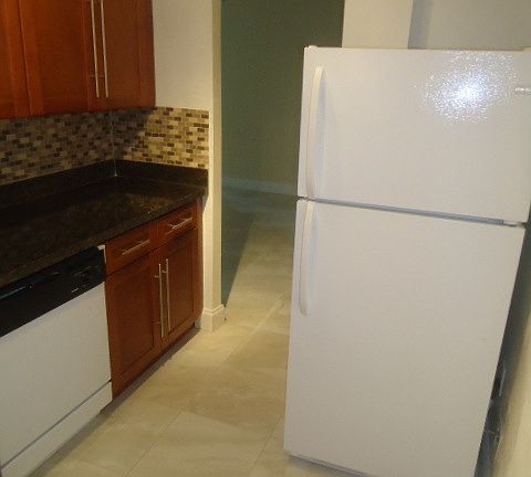4th image of 6707 NW 169th St APT 306