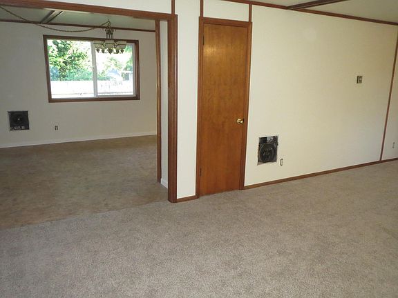 5th image of 15013 NE 76th St