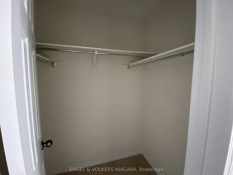 8576 Sweet Chestnut Dr — Photo 22