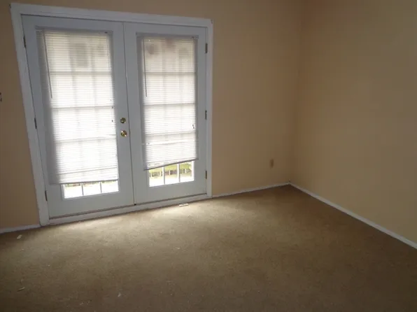 2309 Foxmoor Ln, Cordova, TN 38016