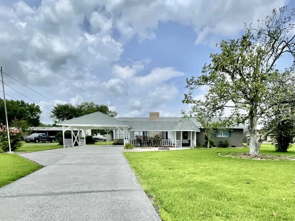 4353 Bayouside Dr, Houma, LA 70363