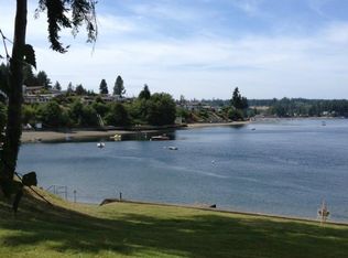 10031 Mariner Dr NW, Olympia, WA 98502