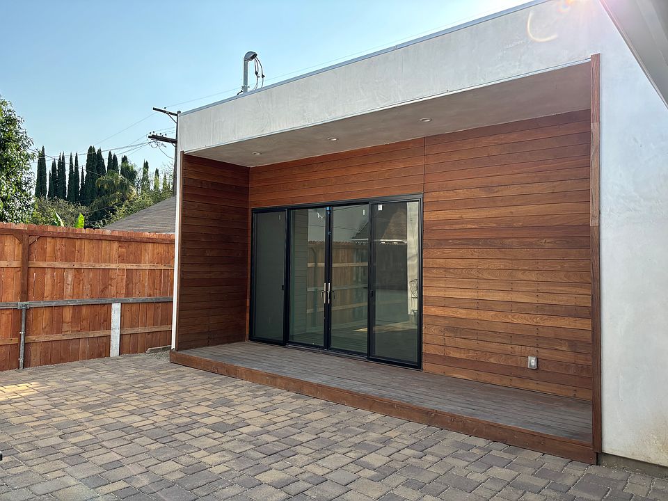 Front entrance and patio