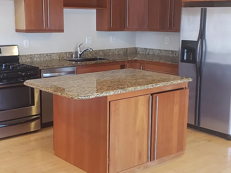 1049 Felspar St #29 — Photo 1
