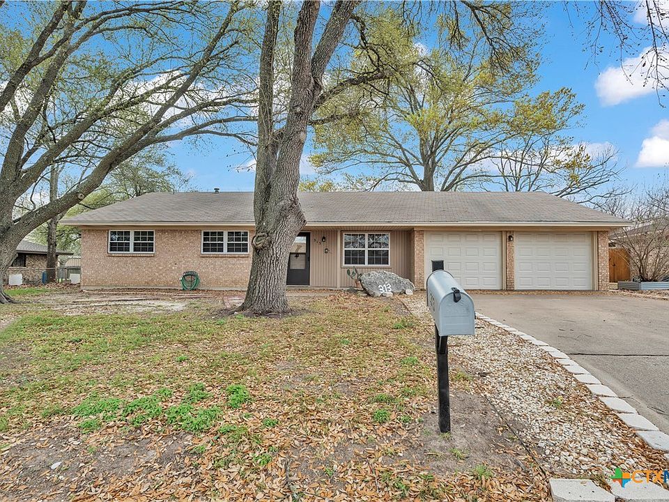 1st image of 313 Ruggles Loop